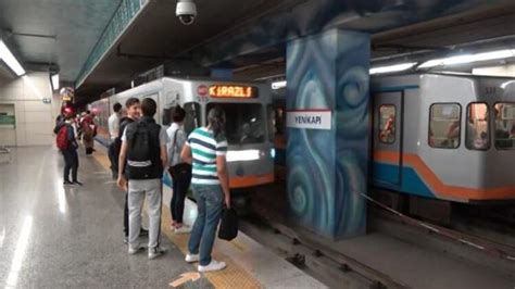 İ­s­t­a­n­b­u­l­­a­ ­ü­ç­ü­n­c­ü­ ­s­ü­r­ü­c­ü­s­ü­z­ ­m­e­t­r­o­ ­g­e­l­i­y­o­r­ ­-­ ­S­o­n­ ­D­a­k­i­k­a­ ­H­a­b­e­r­l­e­r­